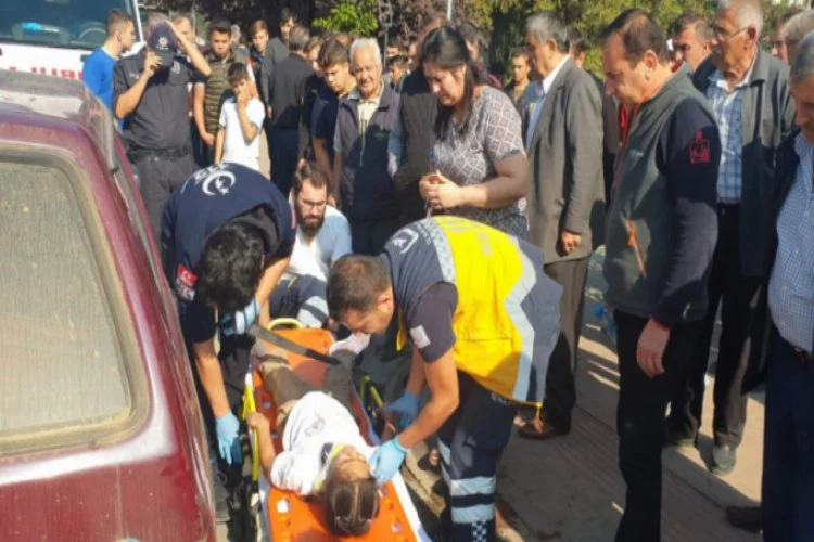 Bursa'da yaya geçidinde otomobil çarpan Helin yaralandı