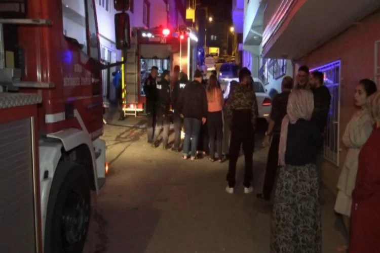 Bursa'da yangında kiracı yaralandı, ev sahibesi ağladı