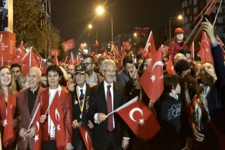 Bursa'da 29 Ekim Cumhuriyet Bayramı coşkusu Nilüfer'de yaşandı!