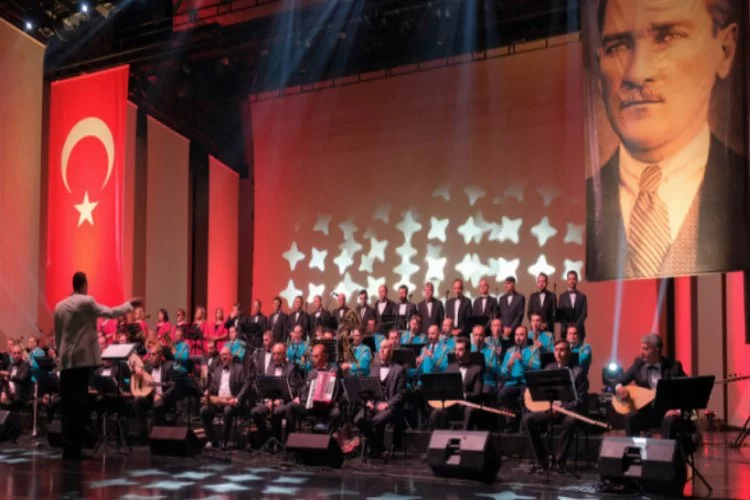 Bursa'da 'Cumhuriyet' konseri
