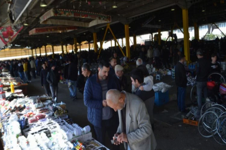 Bursa'da kurulan bu pazarda yok yok!