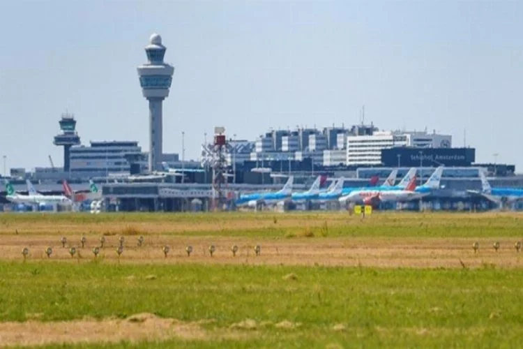 Schiphol havalimanında alarm!