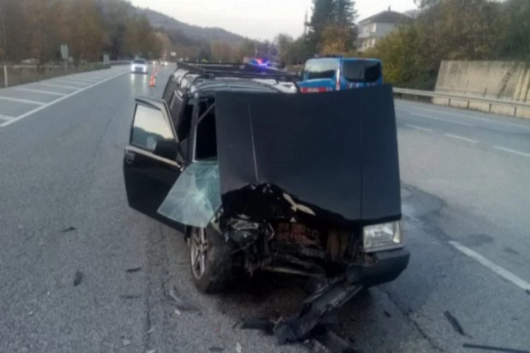 Bursa'da kafa kafaya kaza ucuz atlatıldı!