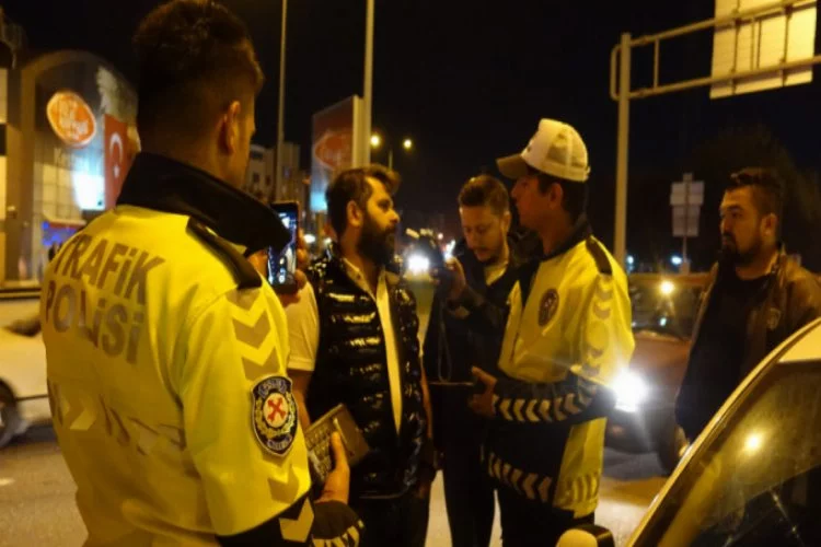 Bursa'da kaza yapan sürücü alkolmetreyi üflemek istemedi