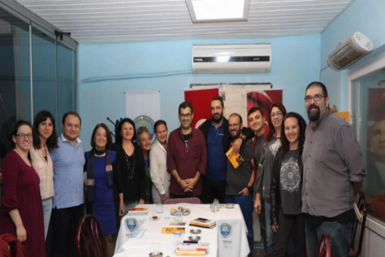 Kitap tutkunları Mudanya'da edebiyatla buluştu