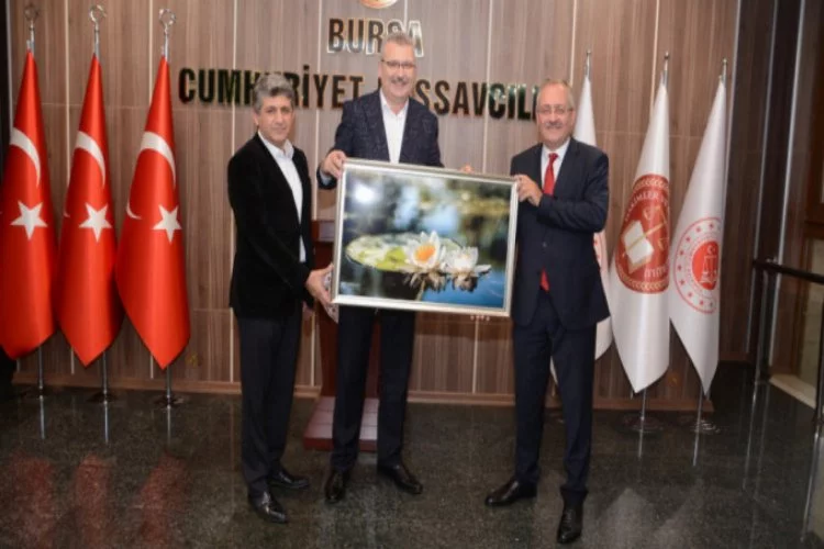 Başkan Özkan, kent dinamikleriyle ilişkileri sıkı tutuyor