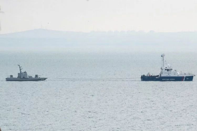 Rusya, el koyduğu gemileri Ukrayna'ya teslim etti
