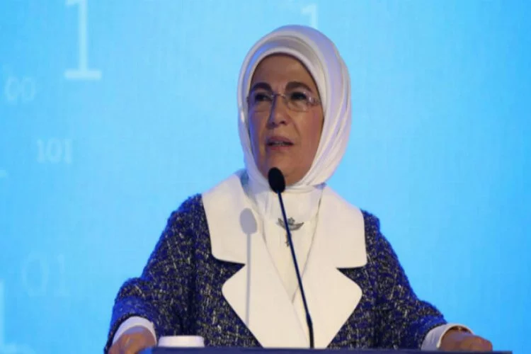 Emine Erdoğan: Dünyada kadın ruhunun daha etkin olacağı bir gelecek bekliyor