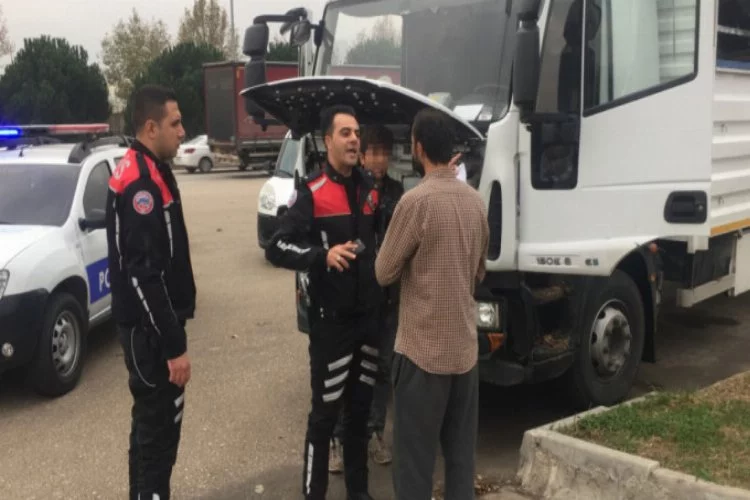 Bursa'da karayollarına ait eşyaları çalan hırsızlar yakalandı