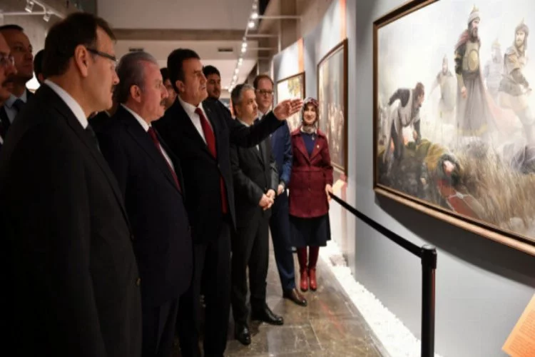 TBMM Başkanı Şentop, Bursa'da Fetih Müzesi'ni gezdi