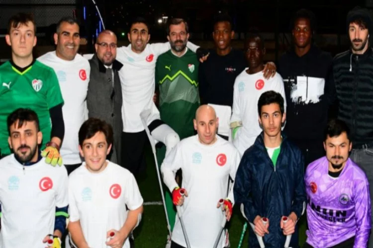 Shehu ve Diarra, Bursagücü Ampute-Bursasporlu Şöhretler maçında