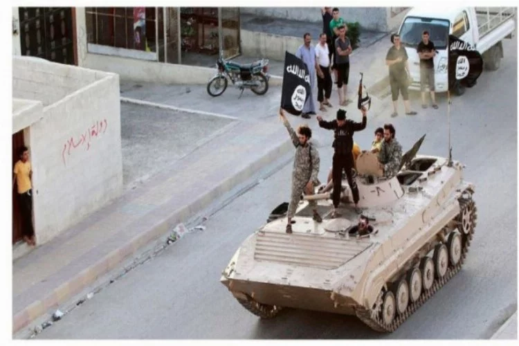 Rus askerleri ilk kez 'IŞİD'in başkentine' giriş yaptı