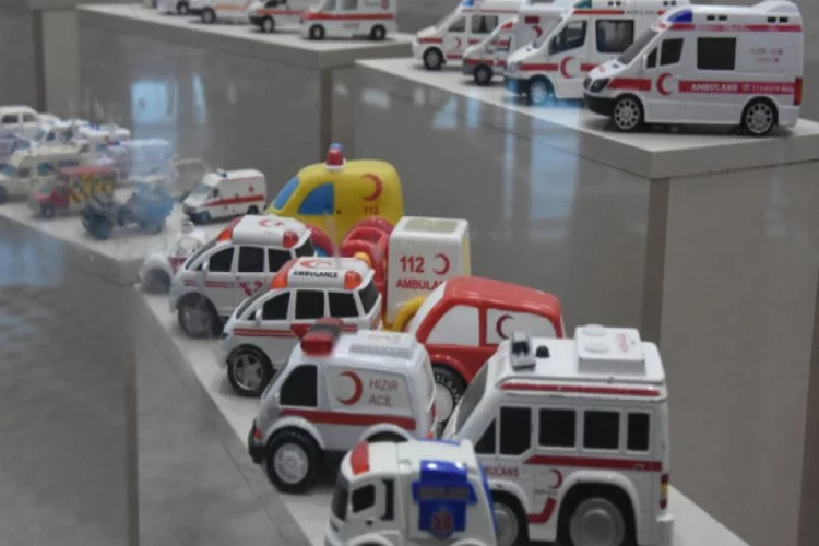 Bursa'da Türkiye'nin tek 'Oyuncak Ambulans Müzesi'ne ilgi büyük