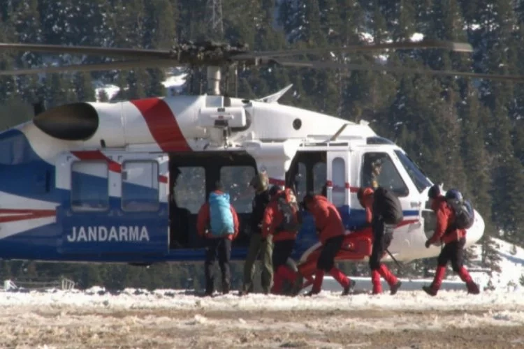 Bursa'da kayıp dağcılar için 40 kişilik özel tim helikopterle bölgede!