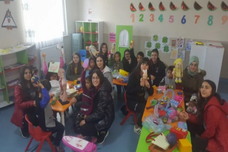 Bursa'da liseli öğrencilerden iyilik hareketi