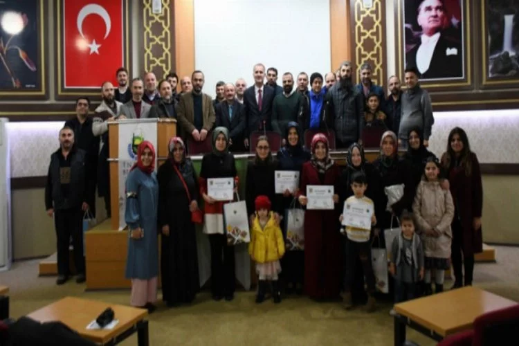 Bursa'da evlilik okulu ödül töreniyle sona erdi