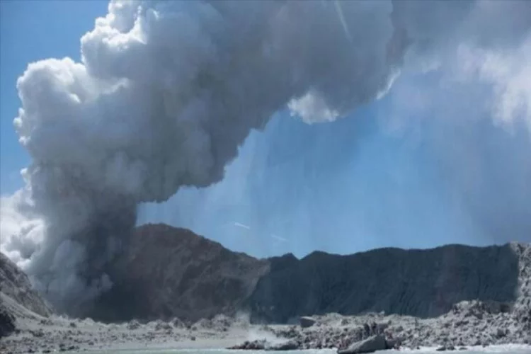 Yeni Zelanda'daki yanardağ patlamasında ölü sayısı yükseldi