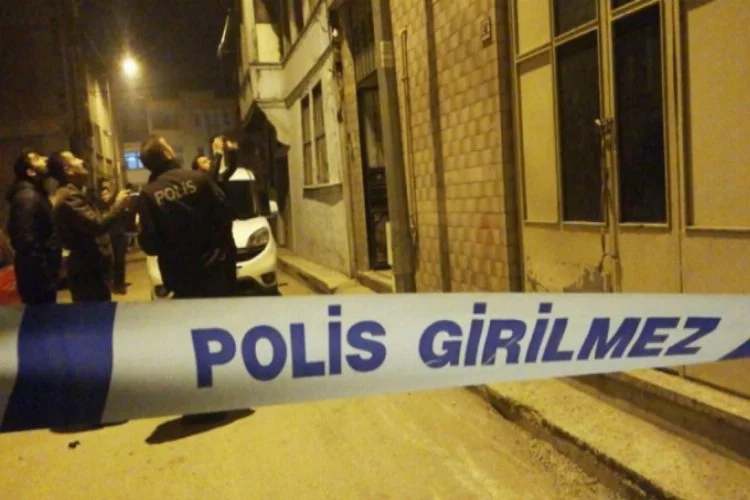 Bursa'da  evi silahla tarayıp kayıplara karıştılar!