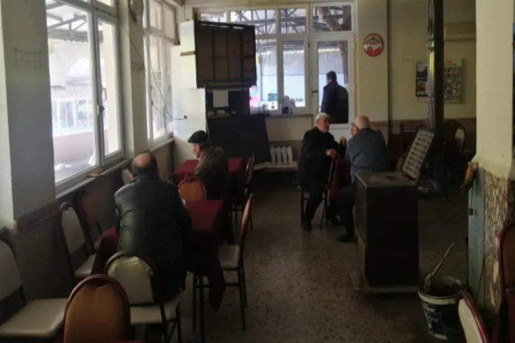 Bursa'da hırsızlar köyün 4 kahvesinden televizyonları çaldı, köylüler çaresiz kaldı