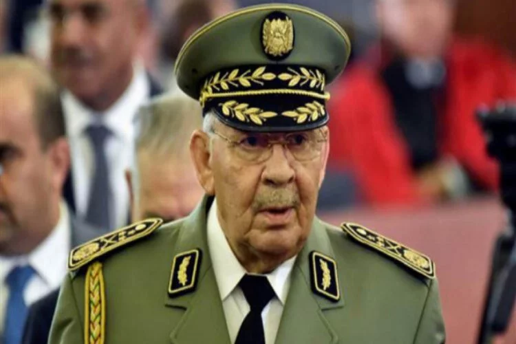 Cezayir Genelkurmay Başkanı hayatını kaybetti