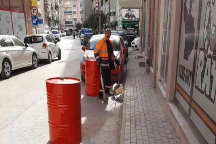 Bursa'da belediyeden sokak sokak temizlik