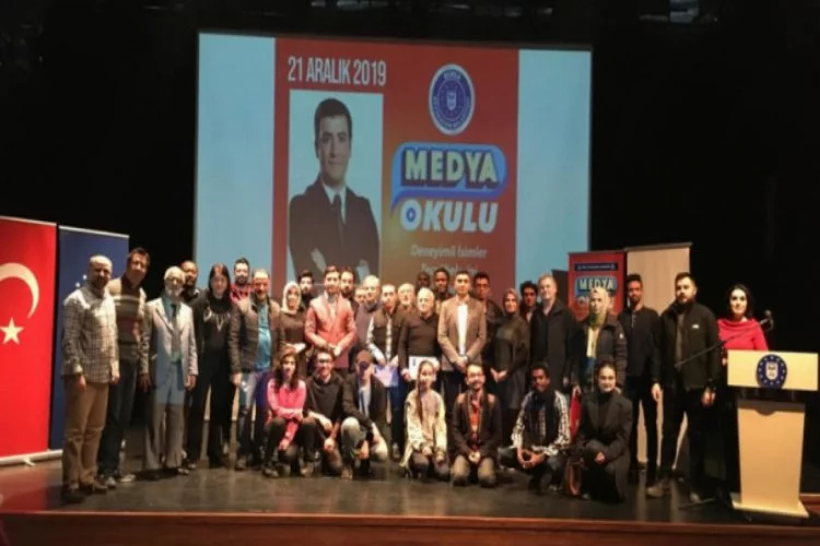 Bursa'da Medya Okulu'nun konuğu Turanoğlu oldu