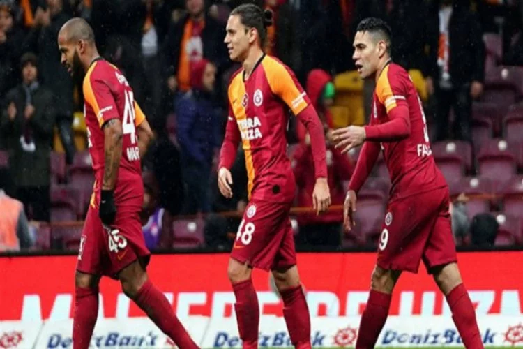 Galatasaray, Antalya engelini 5 golle geçti