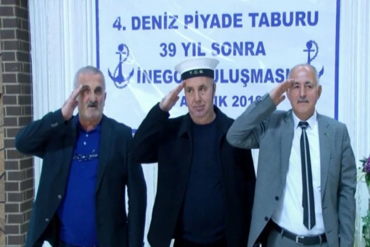 Sosyal medya onları 39 yıl sonra Bursa'da bir araya getirdi
