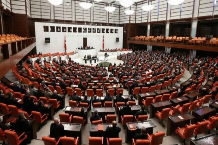 Libya Tezkeresi Meclis'te kabul edildi