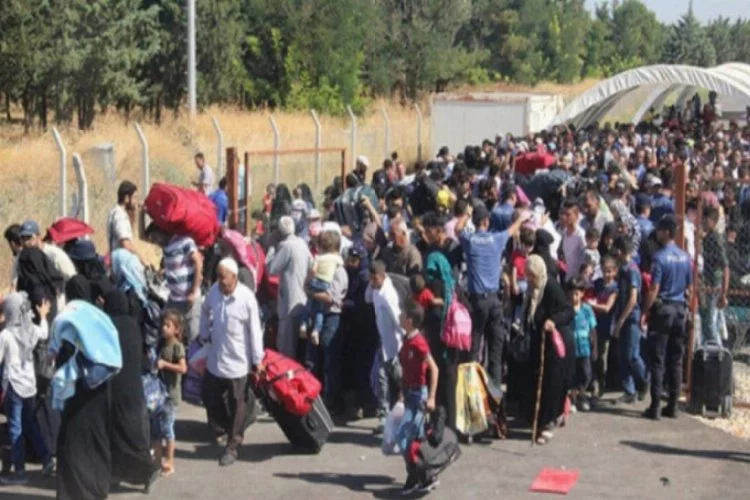 İstanbul Valisi sınır dışı edilen göçmen sayısını açıkladı