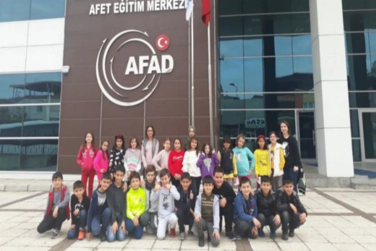 Bursa'da minik öğrenciler afetleri yaşayarak öğrendi