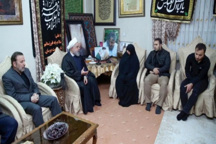 Ruhani'den Süleymani'nin ailesine ziyaret