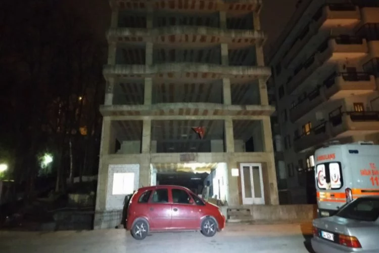 Bursa'da 14 katlı binadan atlayarak intihar etti
