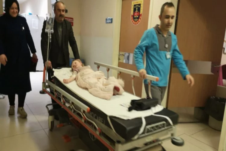 Bursa'da süt zannettiği deterjanı içen 4 yaşındaki Yağmur hastanelik oldu