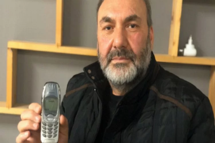 Bursa'da 18 yıldır bu telefonu kullanıyor