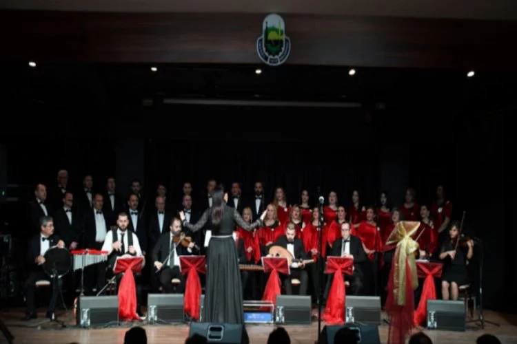 Bursa'da TSM korosu yeni yılın ilk konserini verdi