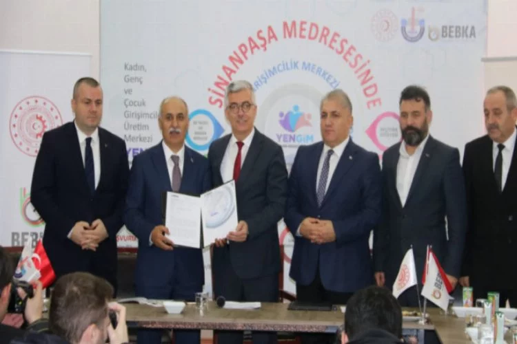 Bursa'da 'Yeni Nesil Girişimcilik Merkezi' için imzalar atıldı