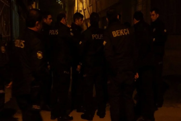 Bursa'da bekçilere saldırdı zorlukla gözaltına alındı