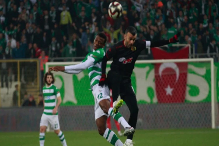 Bursasporlu oyuncular, Eskişehirspor maçını değerlendirdi