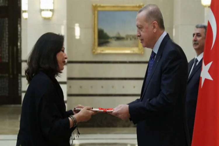 Erdoğan, büyükelçileri kabul etti