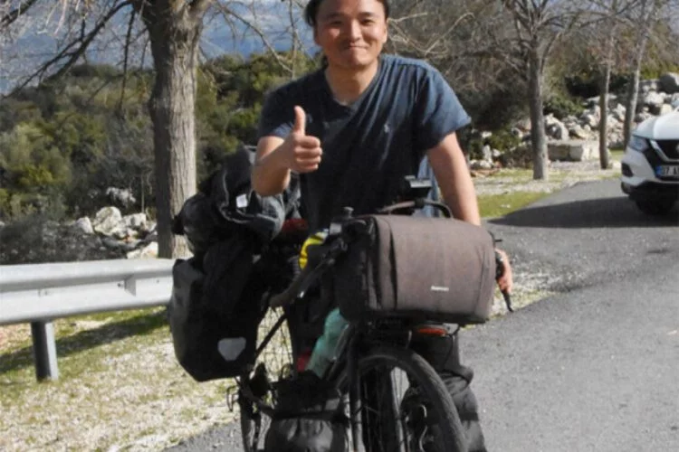 Güney Koreli Kei, bisikletle Asya ve Avrupa turuna çıktı