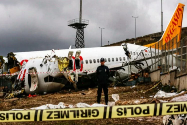 Sabiha Gökçen'deki uçak kazasında pilotlar o anonslara yanıt verememiş