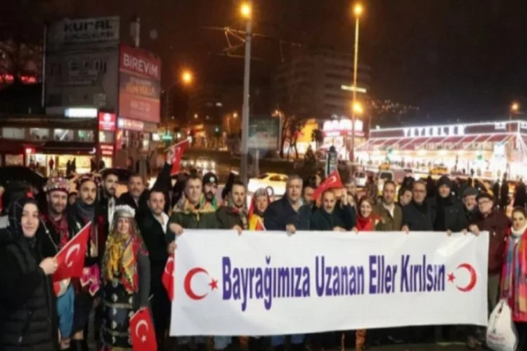 Türk bayrağını yırtan hadsiz vekile Bursa'dan tepki yürüyüşü