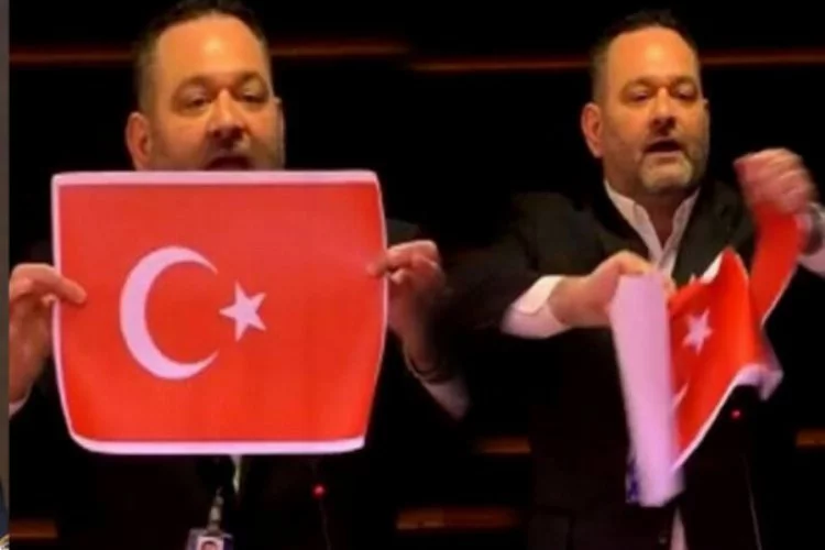 Türk bayrağını yırtan Yunan vekil Lagos rahat durmuyor!