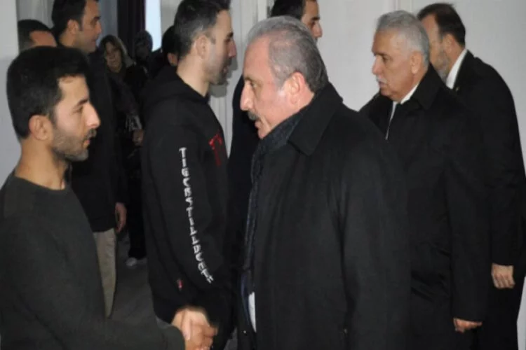 TBMM Başkanı Mustafa Şentop, uçak kazasında ölen diş hekiminin ailesini ziyaret etti