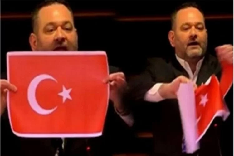 İşte Türk bayrağını yırtan hadsizin cezası!