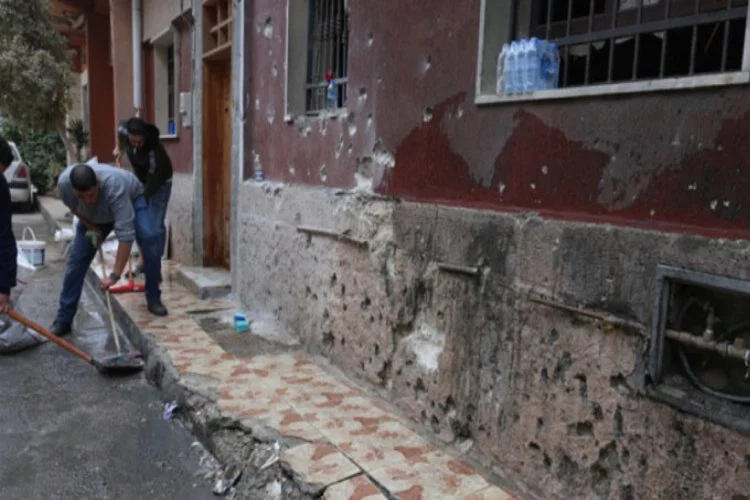 Hafter milislerinden sivil yerleşimlere roket saldırısı! 1 ölü, 3 yaralı