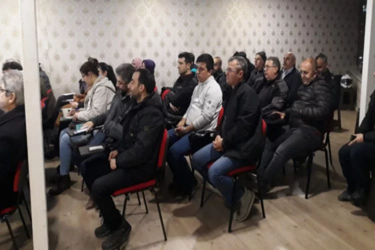 Bursa'da amatör telsizciler eğitim seminerinde buluştu