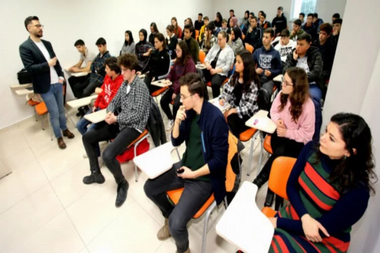 Bursa'da "Geleceğim Mesleğim" temasında eğitim programı