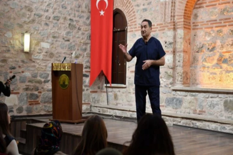 Bursa'da 'Dengeli Beslen Sağlıklı Yaşa' konferansı